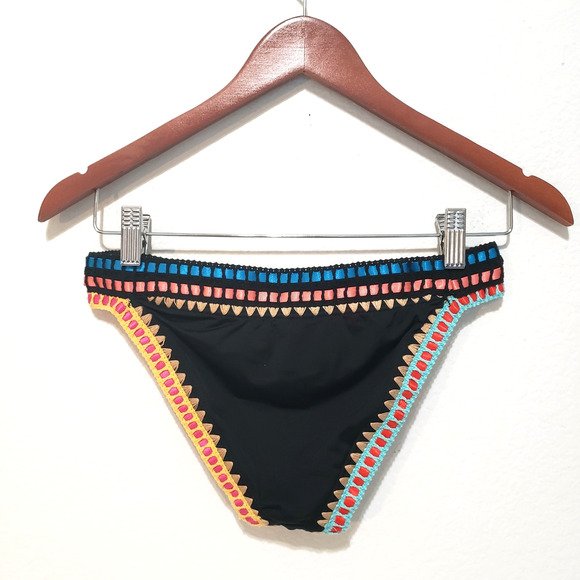 Bar III Women SIZE XS Be Weave It Cheeky Bikini Swim Bottoms Black Crochet Color - Picture 4 of 8